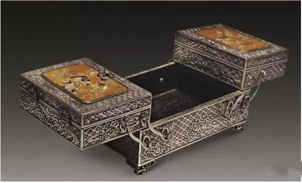 首飾盒設(shè)計2-廣州駿業(yè)包裝實業(yè)有限公司 首飾盒設(shè)計2