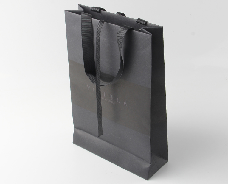 手提紙袋定制-廣州駿業(yè)包裝實業(yè)有限公司 手提紙袋定制