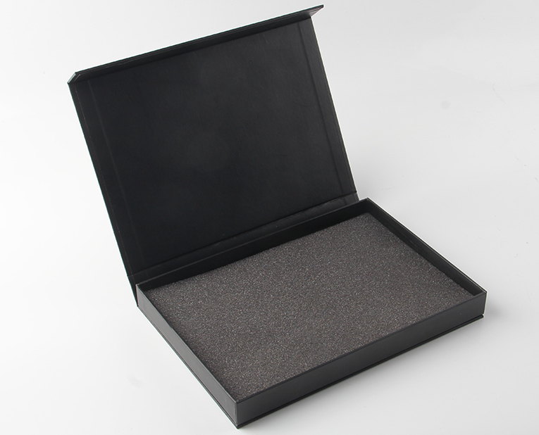 t恤盒廠幫你解讀印刷中的壓光 t恤盒廠幫你解讀印刷中的壓光