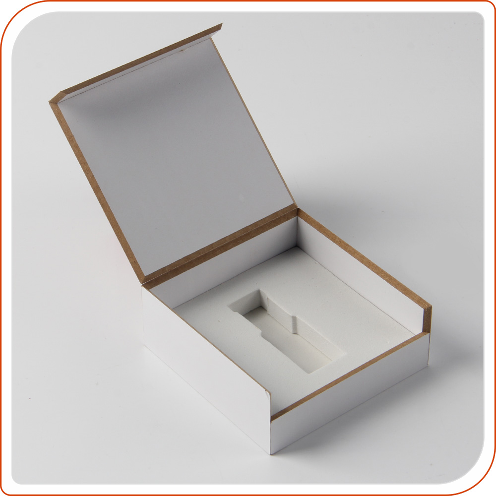 據(jù)襯衫禮品盒工廠研究，油墨的干燥方式能夠有效減少印制成本