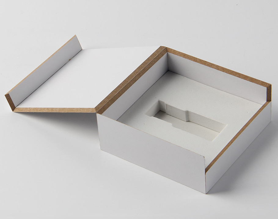 據(jù)襯衫禮品盒工廠研究，油墨的干燥方式能夠有效減少印制成本