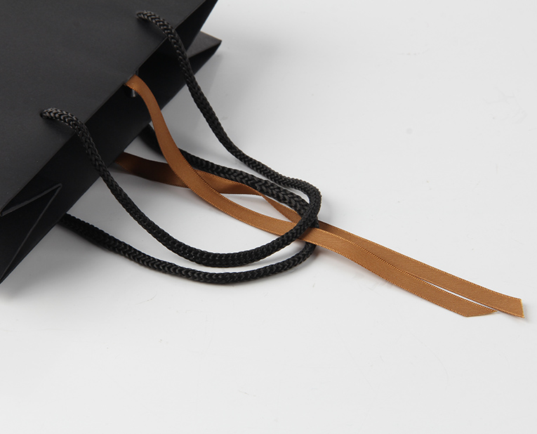 emmm，走入別工廠系列之&ldquo;保健品紙袋工廠的燙金之謎&rdquo;