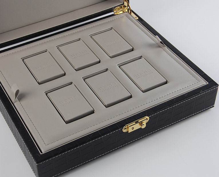 急死保健品盒子廠的老師傅，紙張?jiān)牧蠈?dǎo)致色差問(wèn)題。