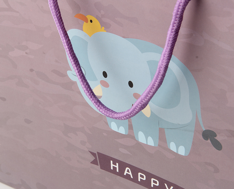 化妝品禮品袋嘗試在冬天用夏天的光油訂制，結(jié)果無奈