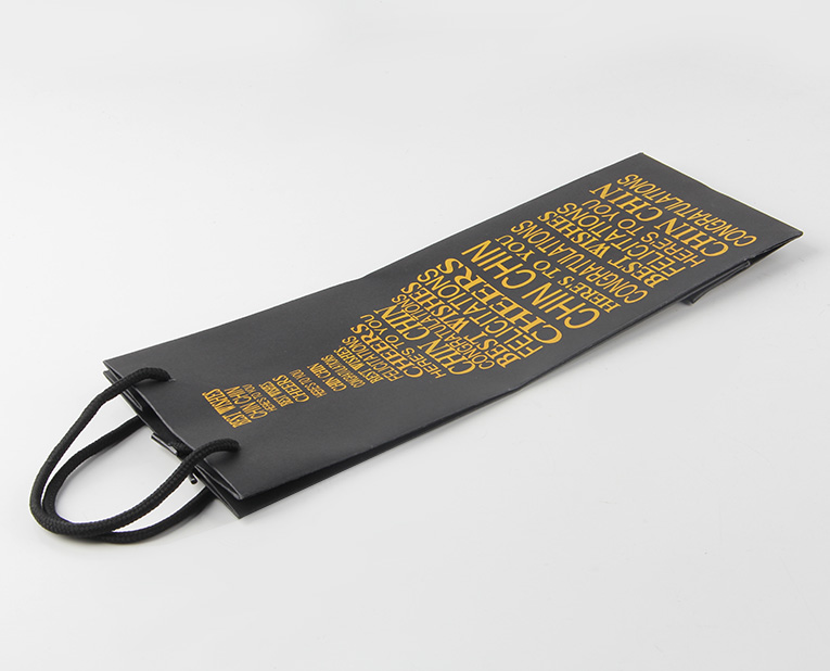 皮具禮品袋定做的質(zhì)量，其實(shí)能由&ldquo;啞巴&rdquo;傳遞出來(lái)