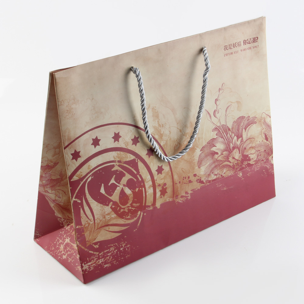 一個茶葉紙袋，看看生產(chǎn)廠家如何透過顏色展示優(yōu)勢