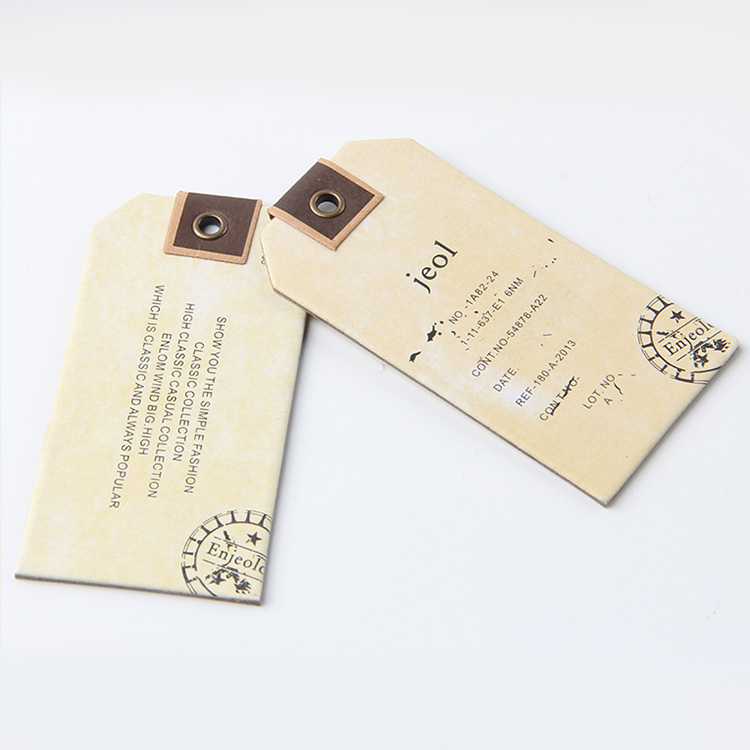 超越的自我，牛仔褲到了改變吊牌訂制材料的岔路