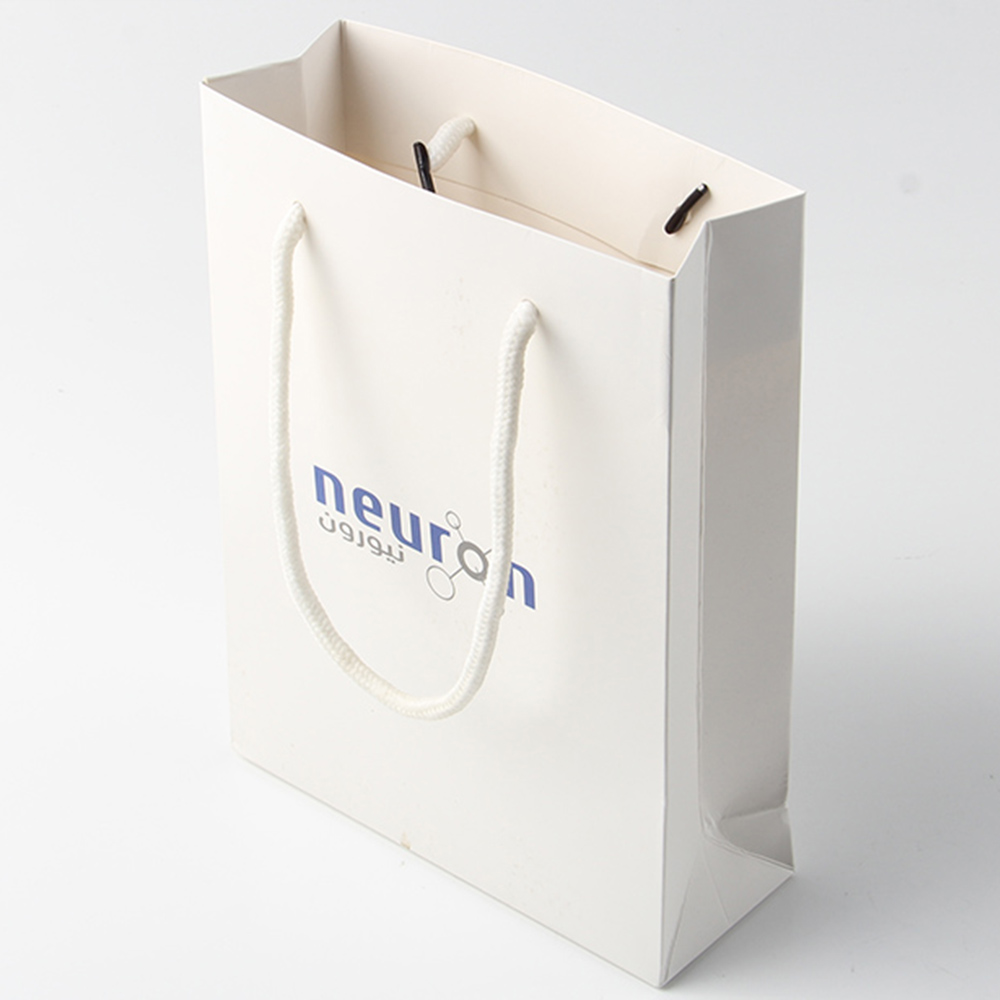 連手機紙袋都要模仿訂制，國產(chǎn)手機真的還有出路嗎？