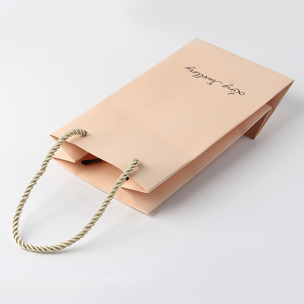 不管是不是首飾紙袋定做，工廠也不會打破約定俗成的規(guī)則