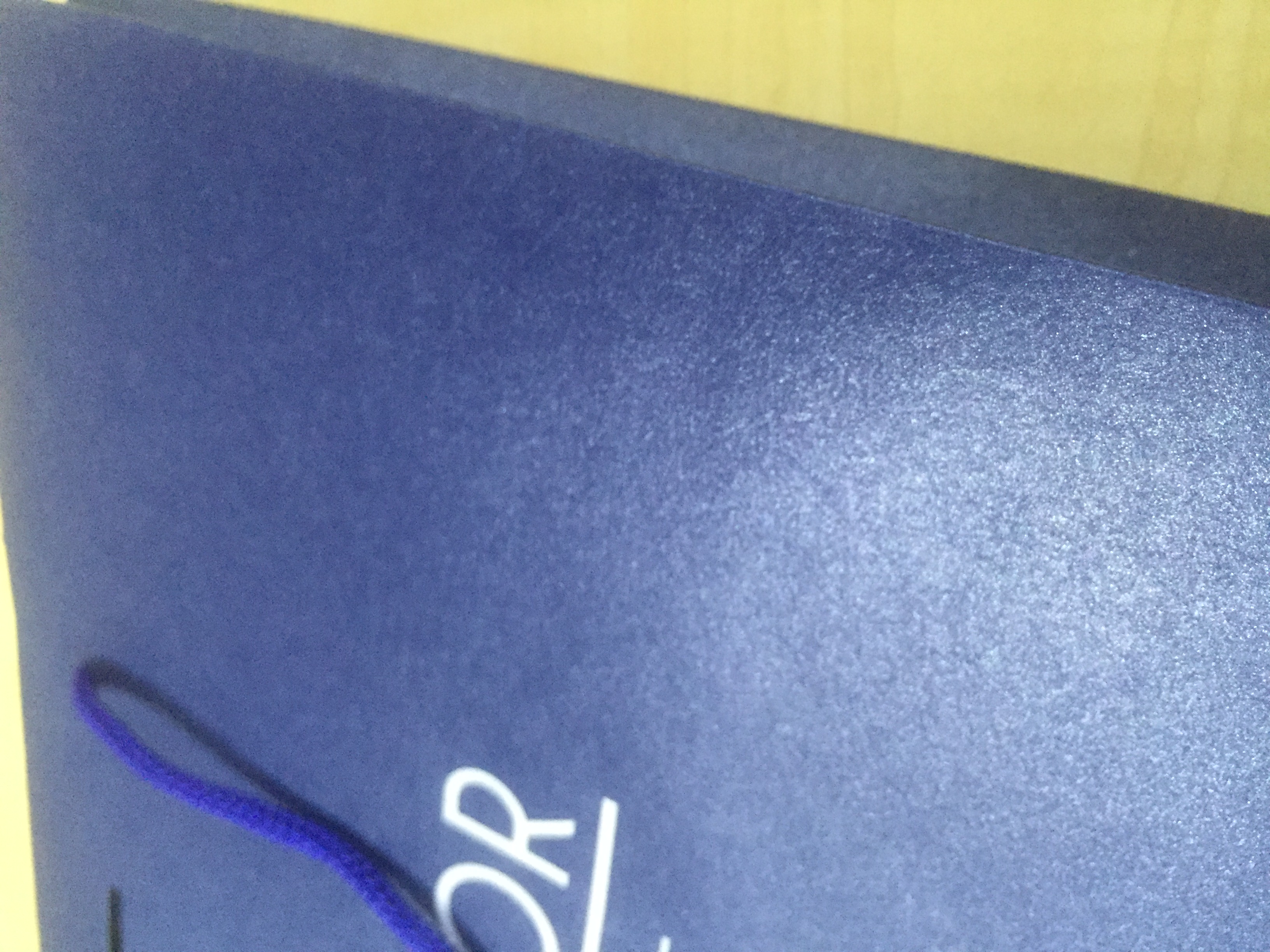 3個簡單細(xì)節(jié)的襯衫紙袋設(shè)計，能讓消費者有不一樣的體驗