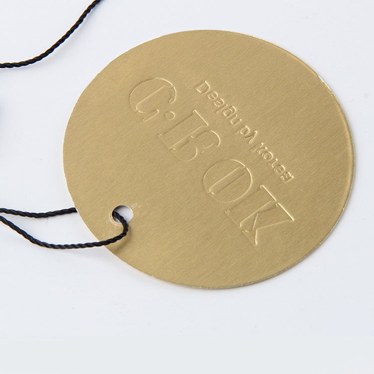 數(shù)據(jù)線標(biāo)簽是選擇環(huán)扣剛剛好的還是多出來貼合再一起的？